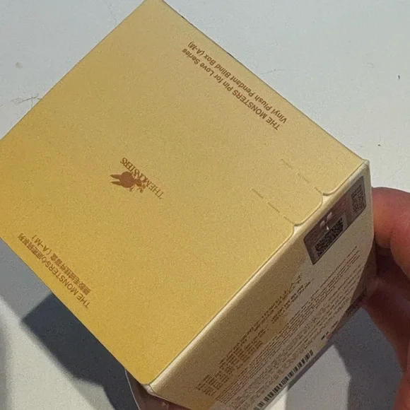 POP MART Labubu - Picture 7 of 9